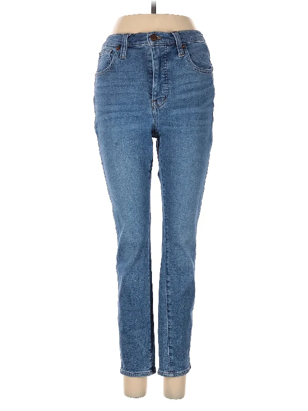 Mid-Rise Straight-leg Jeans in Medium Wash