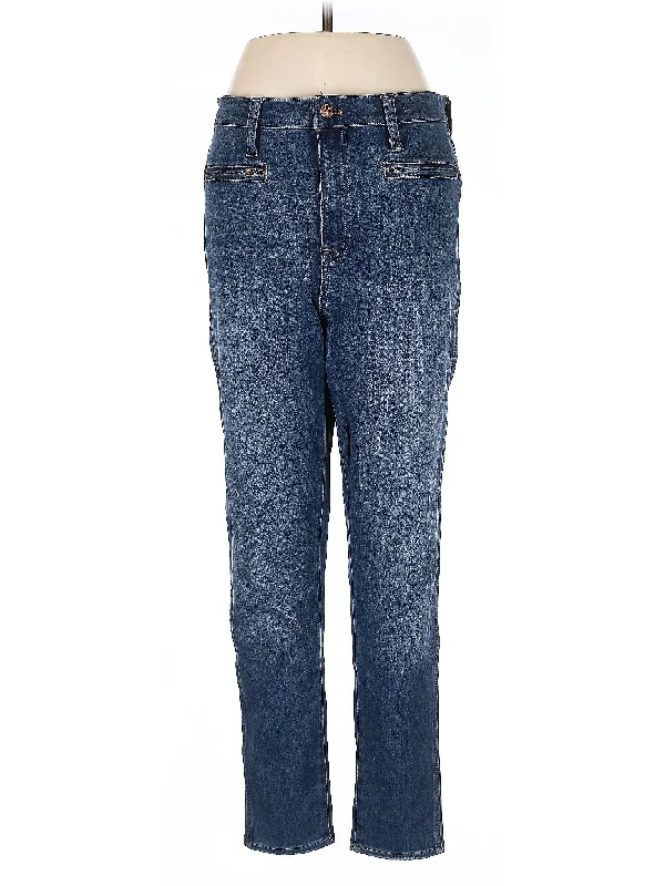 High-Rise Straight-leg Jeans in Medium Wash