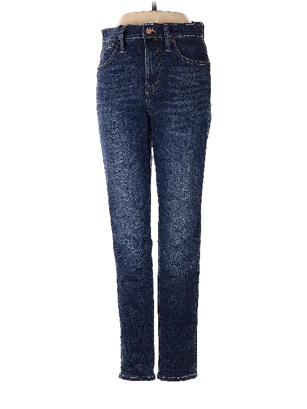 Mid-Rise Straight-leg Jeans in Dark Wash