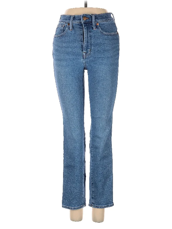 Mid-Rise Bootleg Jeans in Medium Wash