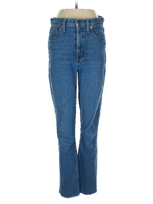 Low-Rise Straight-leg Jeans in Medium Wash