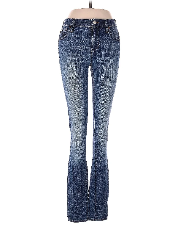 High-Rise Bootleg Jeans in Medium Wash