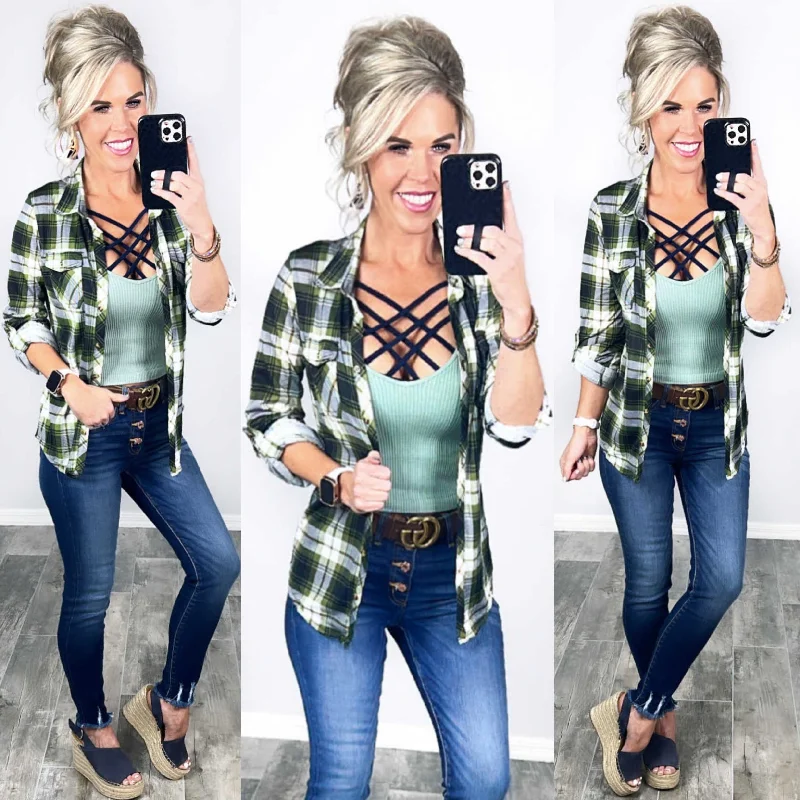 Penny Plaid Flannel Top - Ivory/Olive