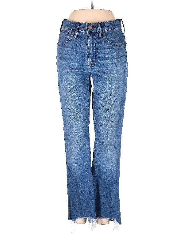 High-Rise Bootleg Jeans in Medium Wash