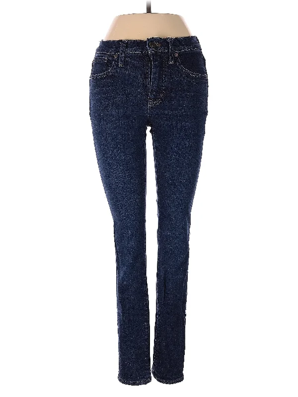 Low-Rise Skinny Jeans in Dark Wash